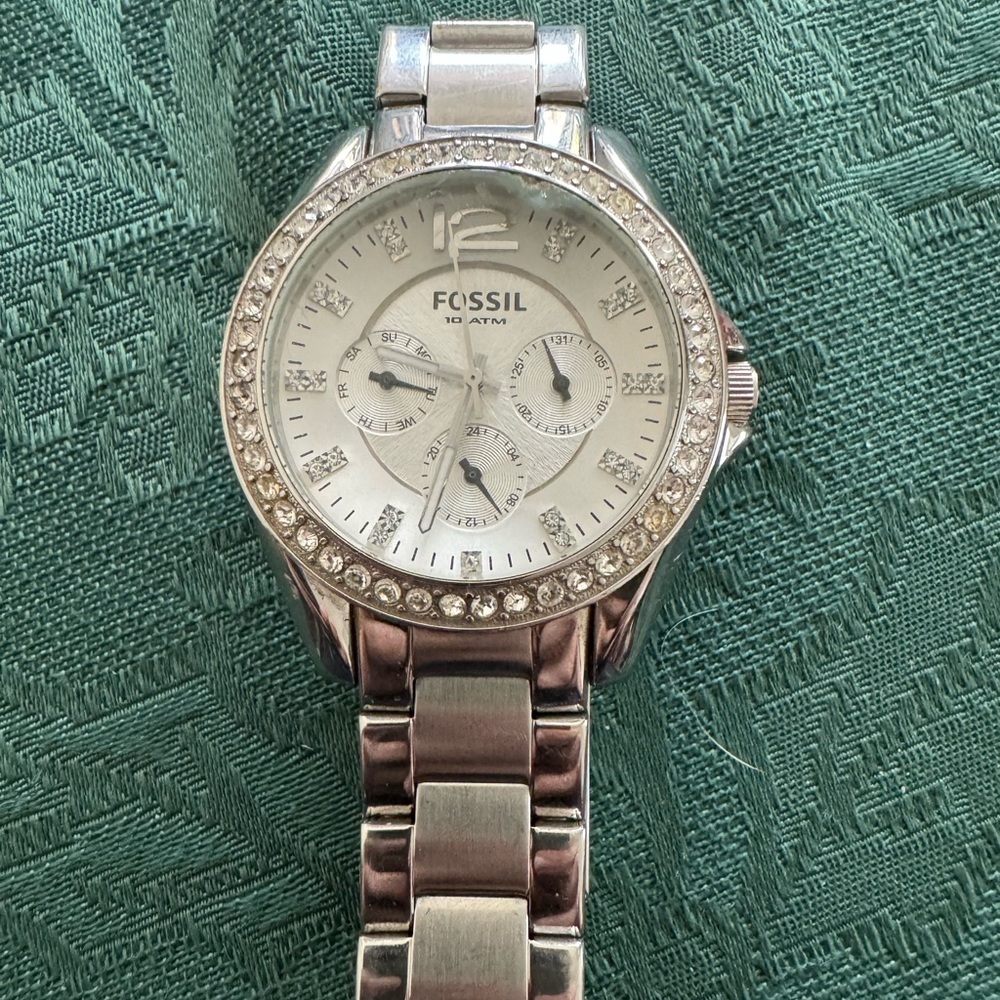 Silver diamond fossil watch